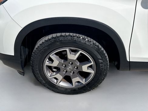 Used 2023 Honda Passport TrailSport image 34