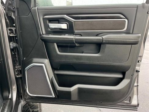 Used 2022 RAM 3500 Laramie image 31