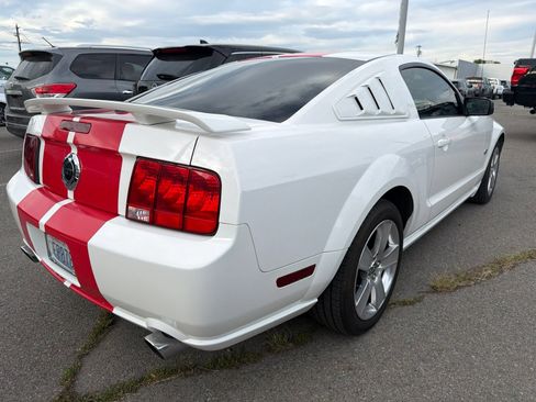 Used 2008 Ford Mustang GT Premium RWD image 7