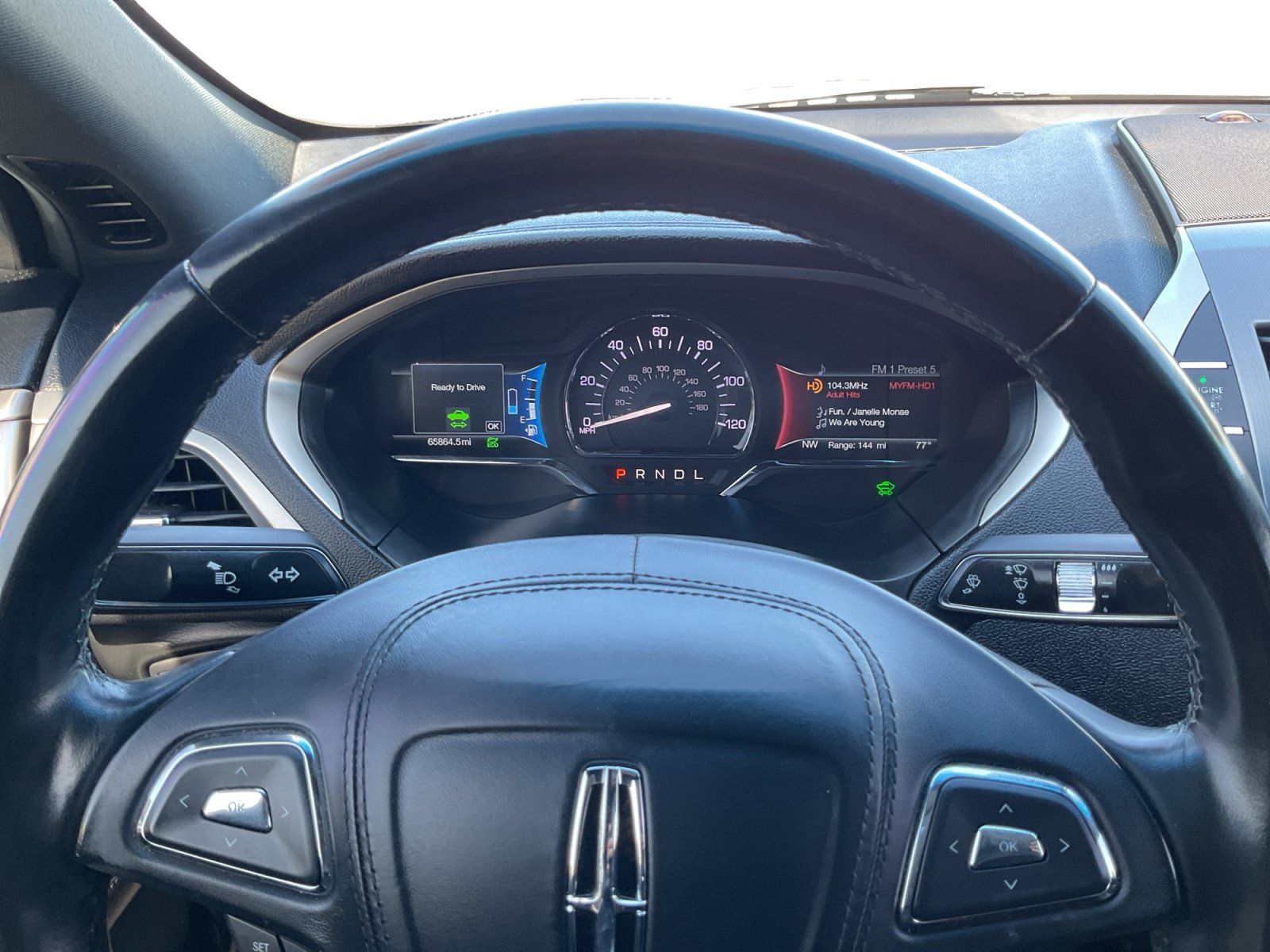 Used 2018 Lincoln MKZ Reserve FWD image 12