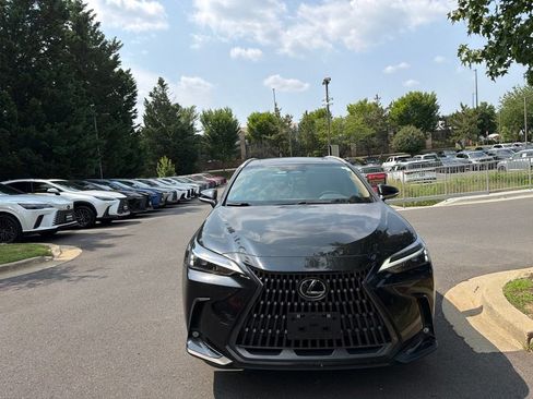 Used 2025 Lexus NX 250 AWD w/ Accessory Package (2T) image 4