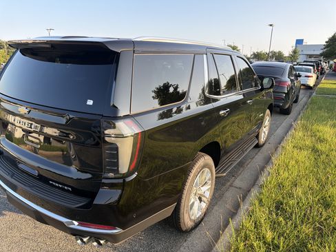 Used 2026 Chevrolet Tahoe Premier AWD/4WD image 10
