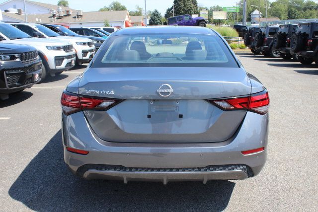 Used 2025 Nissan Sentra S FWD image 25