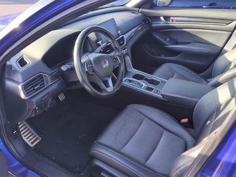 Used 2019 Honda Accord Sport image 6