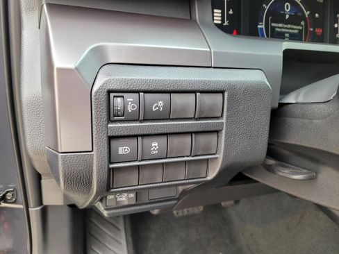Used 2025 Toyota Tacoma SR5 RWD image 27