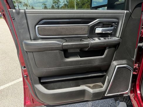 Used 2023 RAM 2500 Laramie w/ Night Edition AWD/4WD image 17
