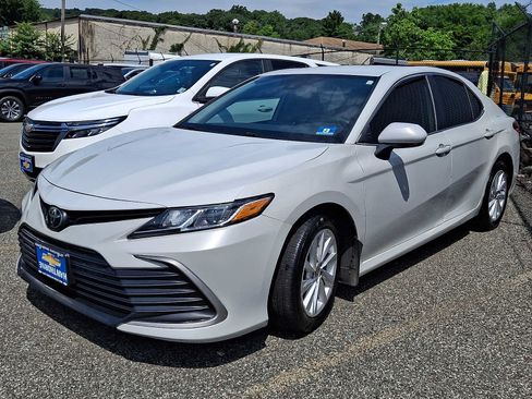 Used 2022 Toyota Camry LE w/ Cold Weather Package AWD/4WD image 2