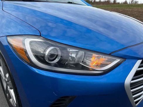 Used 2017 Hyundai Elantra SE image 78