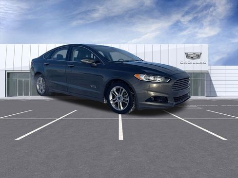 Used 2015 Ford Fusion Energi Titanium w/ Driver Assist Package image 2
