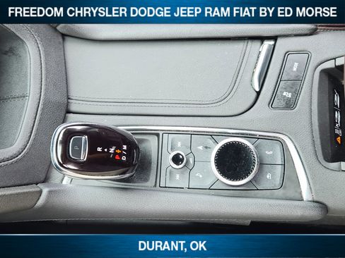 Used 2023 Cadillac XT6 Premium Luxury image 17