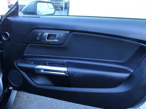 Used 2020 Ford Mustang GT image 11