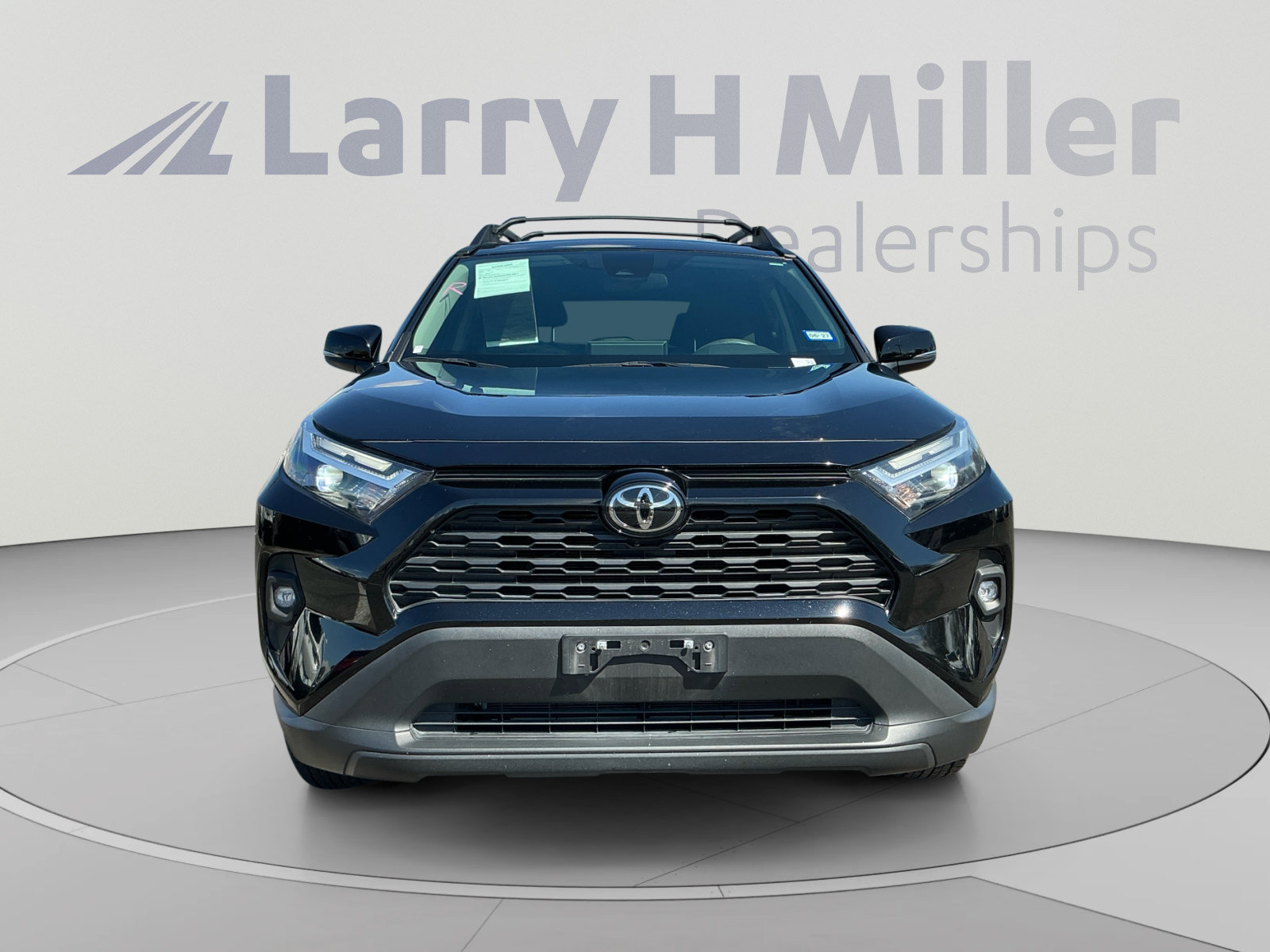 Certified 2025 Toyota RAV4 Woodland Edition AWD/4WD image 8