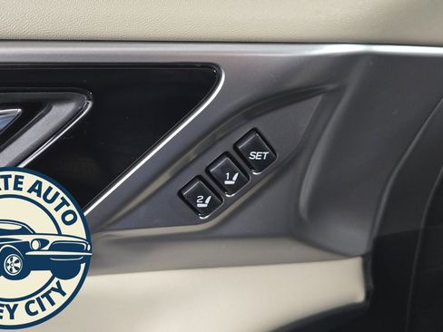 Used 2022 Subaru Legacy Limited XT w/ Popular Package #2 image 18