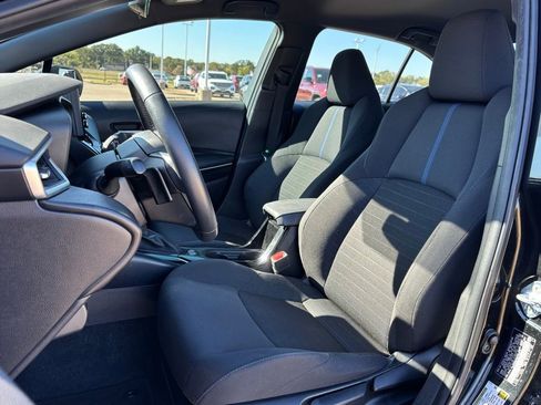 Used 2022 Toyota Corolla SE image 11