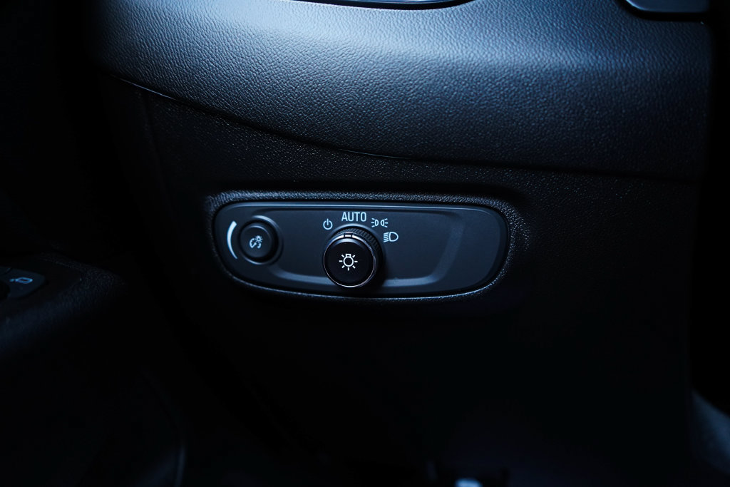 Used 2022 Chevrolet Equinox LT FWD image 31