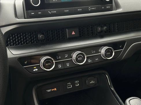 Certified 2024 Honda CR-V EX image 15