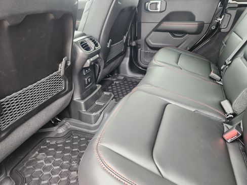 New 2026 Jeep Wrangler Unlimited Rubicon AWD/4WD image 20
