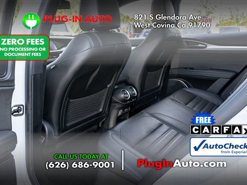 Used 2022 Alfa Romeo Stelvio Veloce AWD/4WD image 10