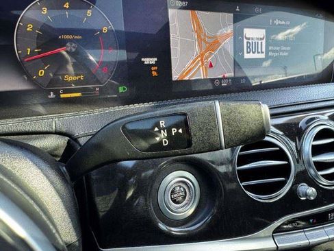 Used 2019 Mercedes-Benz S 560 4MATIC Sedan image 23