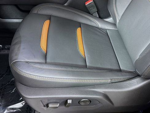 New 2026 GMC Sierra 1500 AT4 w/ AT4 Premium Package image 19