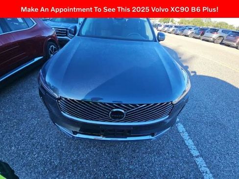 Certified 2025 Volvo XC90 B6 Plus image 2