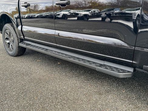 New 2025 Ford F150 Lightning Lariat image 10