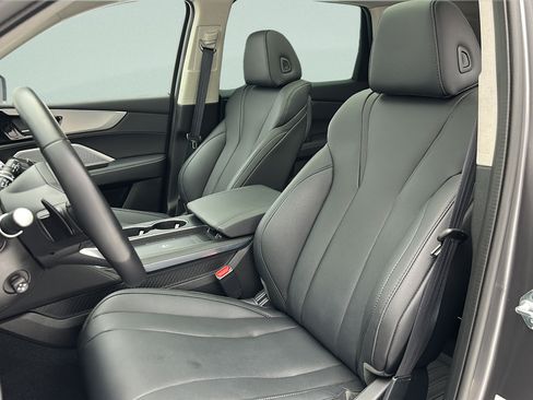 Used 2025 Acura MDX SH-AWD image 14