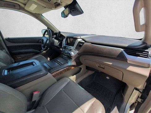 Used 2015 Chevrolet Tahoe LTZ RWD image 19