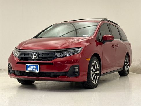New 2026 Honda Odyssey EX-L image 2