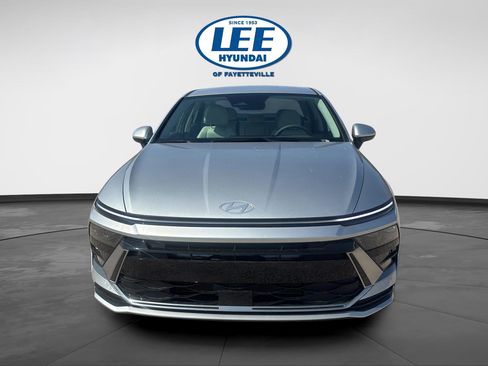 New 2026 Hyundai Sonata SEL image 2