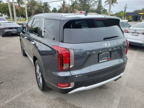 Used 2020 Hyundai Palisade SEL FWD image 6