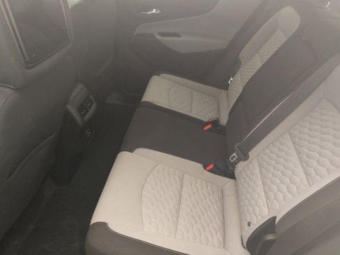 Used 2019 Chevrolet Equinox LT w/ Driver Convenience Package FWD image 18