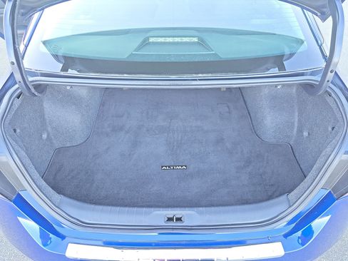 Used 2022 Nissan Altima 2.5 SR image 12