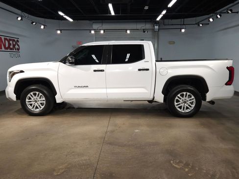 Used 2023 Toyota Tundra SR5 w/ SR5 Convenience Package image 4