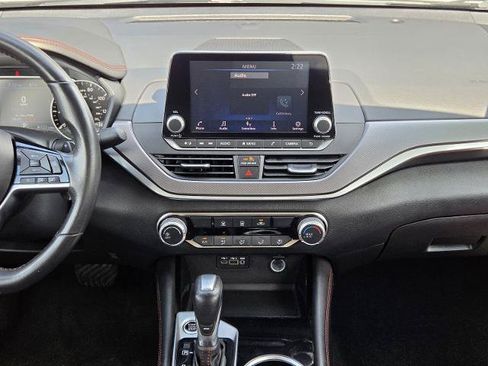 Certified 2024 Nissan Altima 2.5 SR FWD image 20