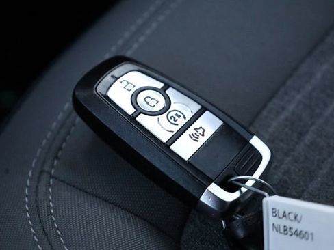 Used 2022 Ford Bronco Outer Banks image 27