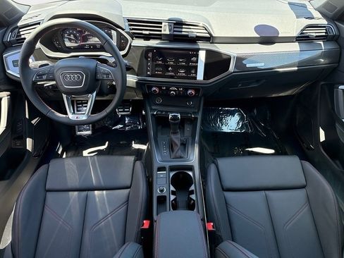 Certified 2025 Audi Q3 2.0T Premium Plus w/ Premium Plus Package image 13