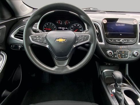 Used 2024 Chevrolet Malibu LT FWD image 6