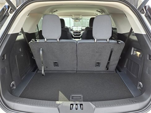 New 2026 Ford Explorer Active image 7