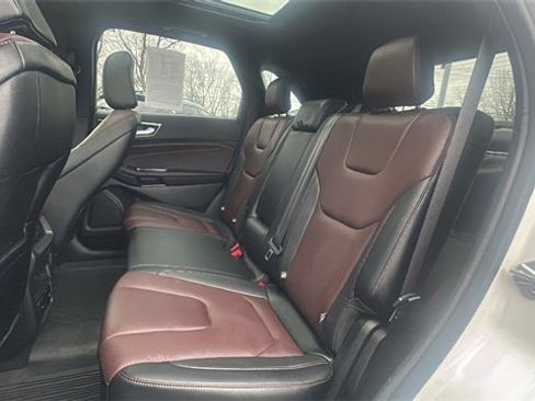 Used 2020 Ford Edge Titanium w/ Equipment Group 301A image 31