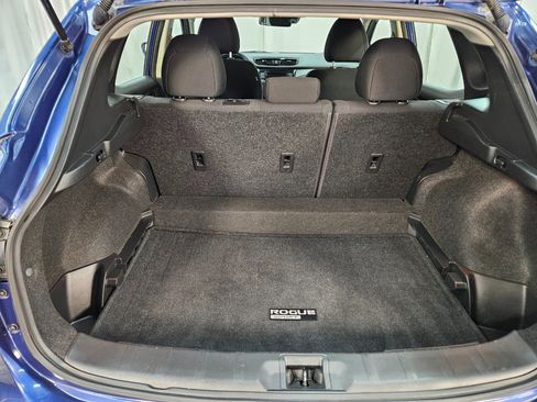 Used 2021 Nissan Rogue Sport S image 8