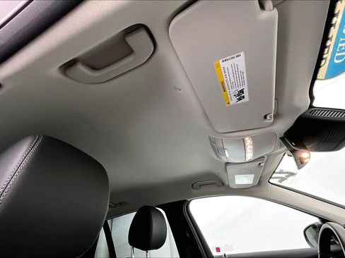 Certified 2022 Mercedes-Benz GLC 300 Grey image 28