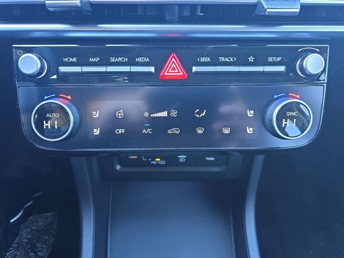 New 2026 Hyundai Tucson Limited image 24