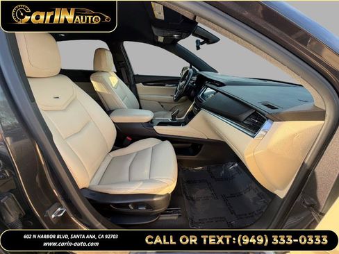 Used 2019 Cadillac XT5 FWD image 12