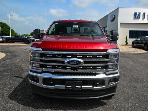New 2026 Ford F250 XLT w/ XLT Premium Package AWD/4WD image 10