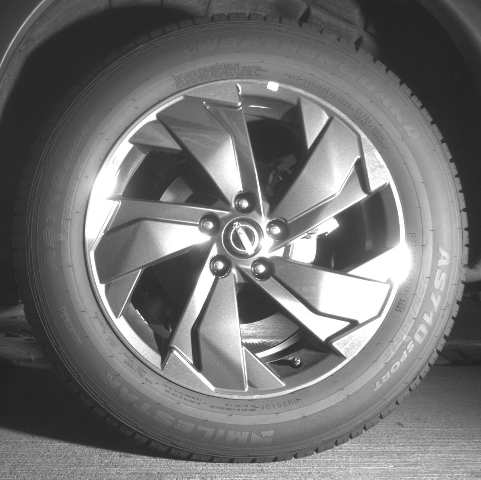 Used 2025 Nissan Rogue SV FWD image 13