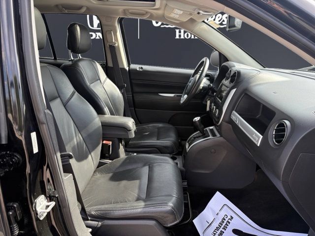 Used 2017 Jeep Compass High Altitude AWD/4WD image 16