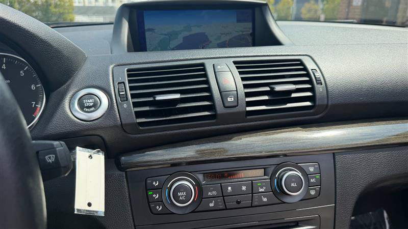 Used 2013 BMW 128i Convertible RWD image 19