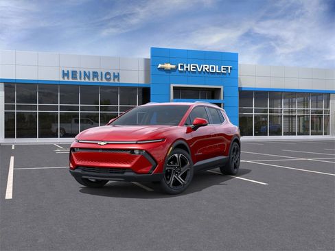 New 2026 Chevrolet Equinox EV LT w/ Convenience Package II image 8