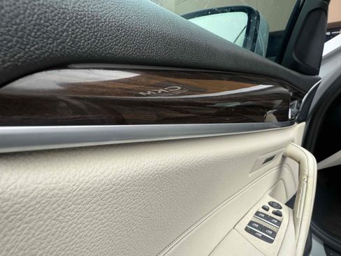 Used 2017 BMW 540i image 28